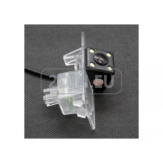 Камера за задно виждане за AUDI A1/A3/A4/A6/A7/Q3/Q5/TT, VW, SKODA, SEAT, PORSCHE