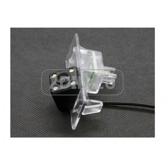 Камера за задно виждане за AUDI A1/A3/A4/A6/A7/Q3/Q5/TT, VW, SKODA, SEAT, PORSCHE