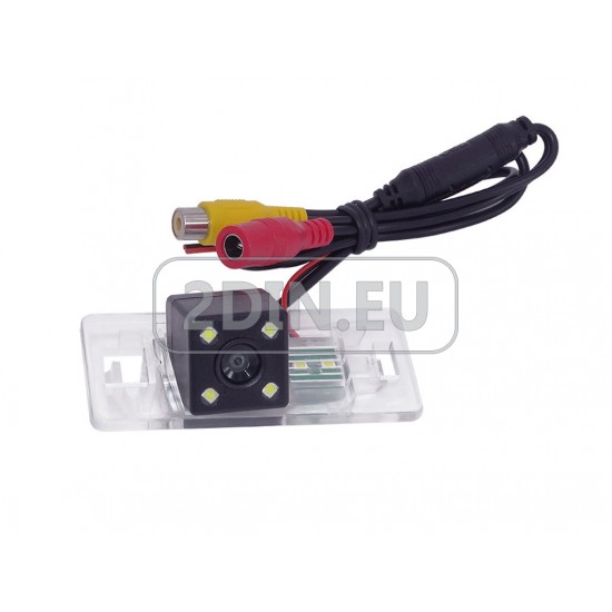 Камера за задно виждане за AUDI A3/A4/A6/A8/Q5/Q7/TT, VW PASSAT, SKODA FABIA/SUPERB/YETI